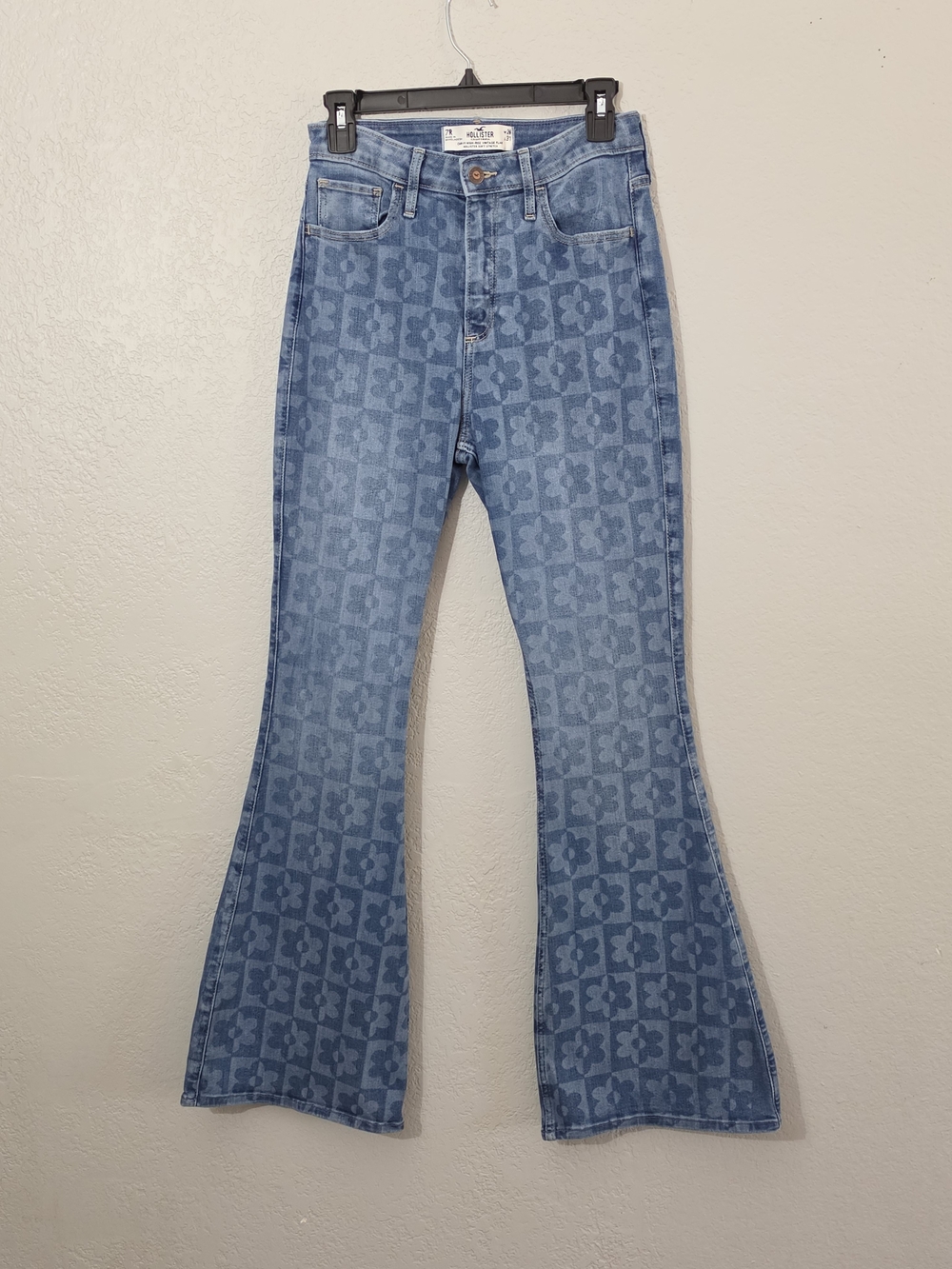 Hollister Curvy High Rise Flare Jeans All Over Floral Print Denim Women 28 X 31